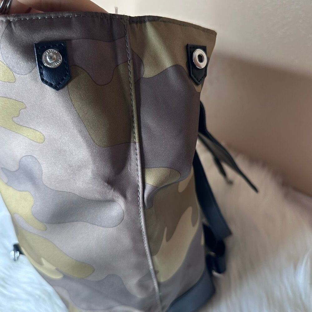 Stella & Dot Camo Backpack - Picture 14 of 16